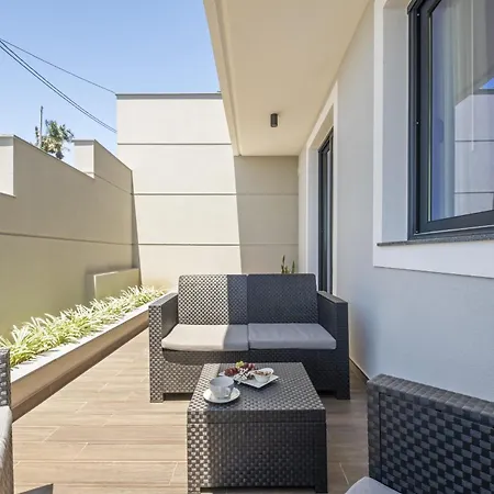 Sunshine Deluxe A By Madeira Sun Travel Canhas
