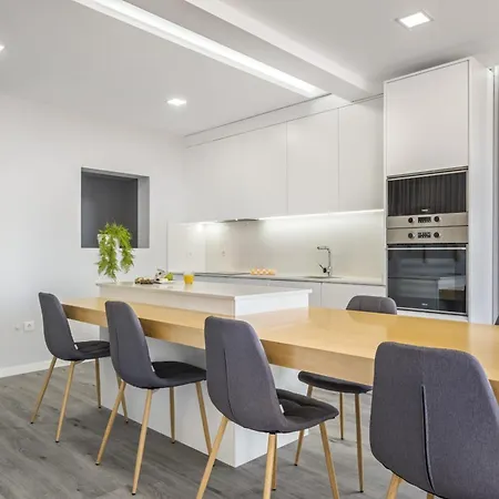 Apartment Sunshine Deluxe A By Madeira Sun Travel Canhas
